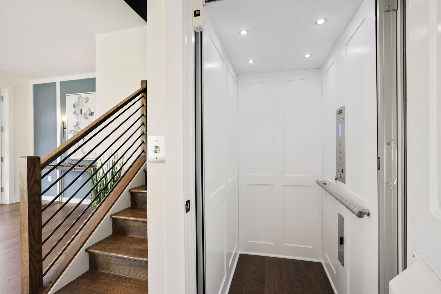 Five Must-Have Tips for Owning an In-Home Elevator